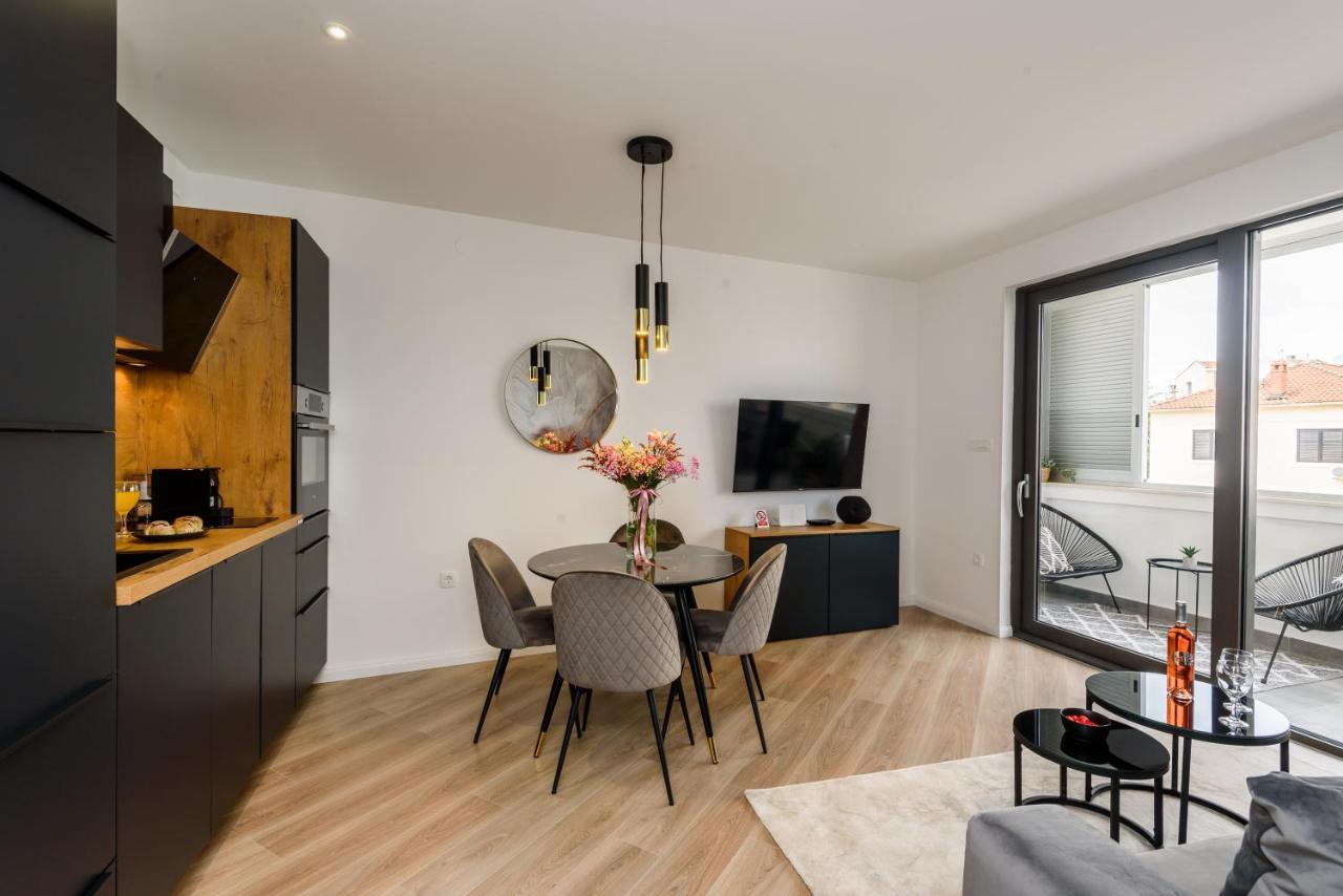 Olimp Apartment *